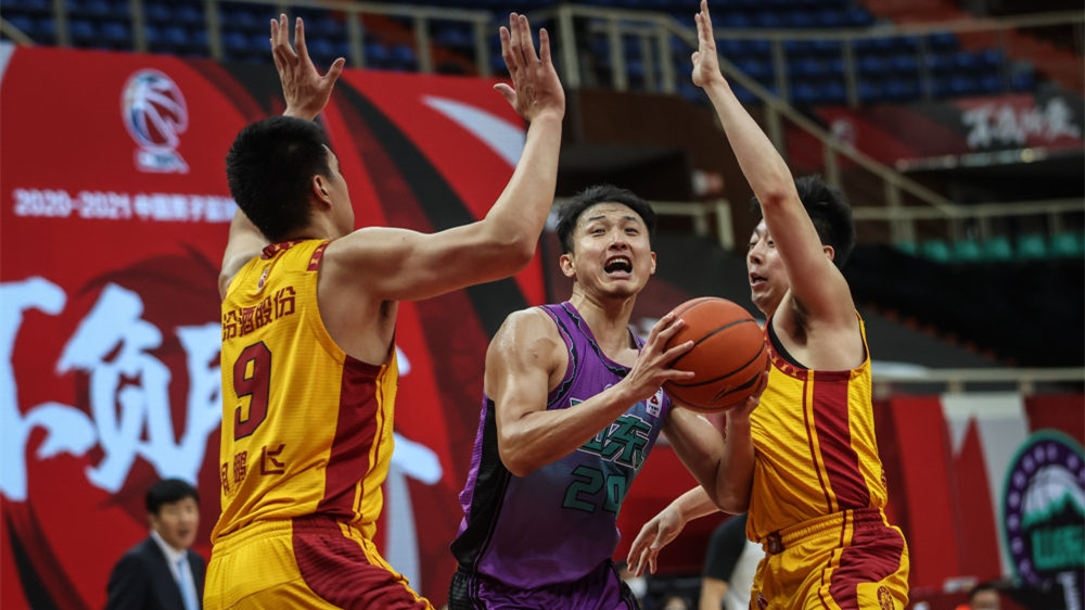 CBA綜合：北京擒龍獅迎三連勝 青島110:103戰勝浙江