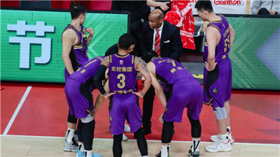 CBA綜合消息：北控笑傲“北京德比” 狀態低迷的新疆隊不敵深圳遭遇三連敗